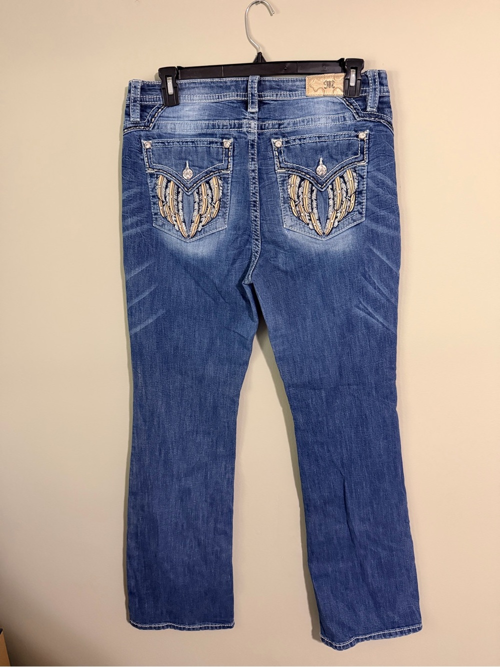 Gorgeous Miss Me Mid-Rise Boot Jeans With Wing Embellished Pockets 34” Inseam